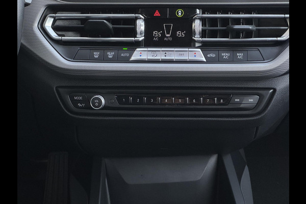 BMW 1-serie 118i Executive Edition NL-AUTO | NAVI |  CARPLAY