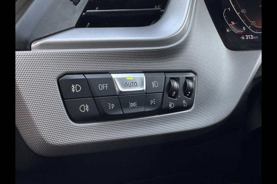 BMW 1-serie 118i Executive Edition NL-AUTO | NAVI |  CARPLAY