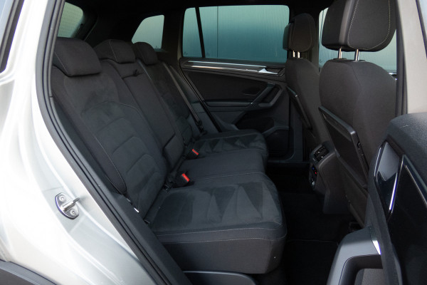 Volkswagen Tiguan 1.4 TSI 4Motion Highline Business R | R-LINE | PANORAMADAK | ACC | STOELVERWARMING