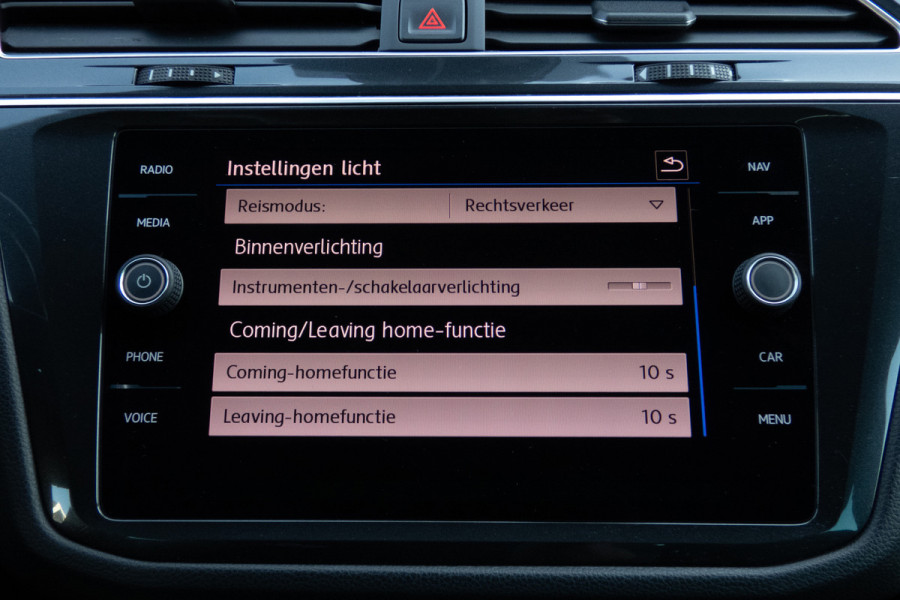 Volkswagen Tiguan 1.4 TSI 4Motion Highline Business R | R-LINE | PANORAMADAK | ACC | STOELVERWARMING