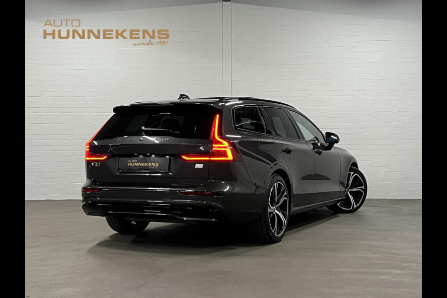 Volvo V60 2.0 T8 Plug-in hybrid AWD Ultimate Dark Trekhaak | Adapt. cruise | Massage | Open dak | 360 camera | Stoelventilatie | Stuur-/stoelverwarming