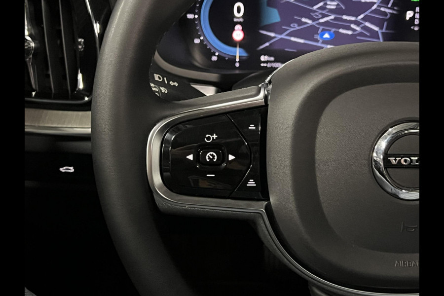 Volvo V60 2.0 T8 Plug-in hybrid AWD Ultimate Dark Trekhaak | Adapt. cruise | Massage | Open dak | 360 camera | Stoelventilatie | Stuur-/stoelverwarming