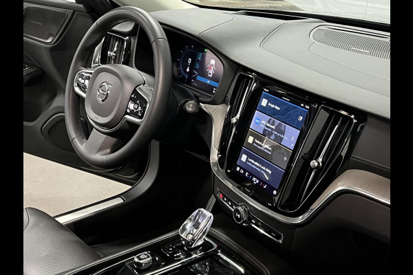 Volvo V60 2.0 T8 Plug-in hybrid AWD Ultimate Dark Trekhaak | Adapt. cruise | Massage | Open dak | 360 camera | Stoelventilatie | Stuur-/stoelverwarming
