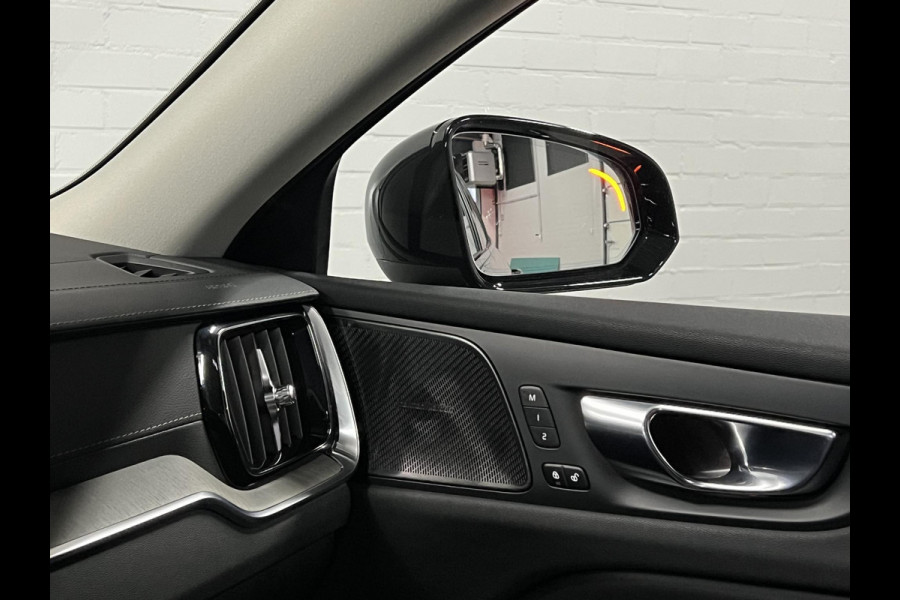 Volvo V60 2.0 T8 Plug-in hybrid AWD Ultimate Dark Trekhaak | Adapt. cruise | Massage | Open dak | 360 camera | Stoelventilatie | Stuur-/stoelverwarming