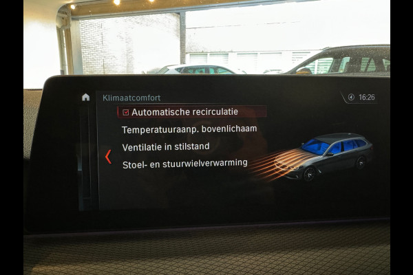 BMW 5 Serie Touring 530i xDrive M Sport High Ex Pano|Sfeer