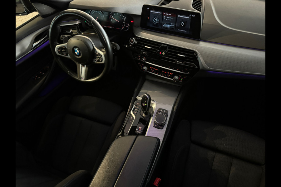 BMW 5 Serie Touring 530i xDrive M Sport High Ex Pano|Sfeer