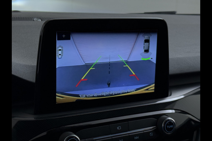 Ford Kuga 2.5 Hybrid PHEV ST-Line X Trekhaak Navi Head-Up Display Adap.Cruise Ecc Camera Stoel+Achterbankverwarming Apple Carplay Android  Privacy Glas Winterpakket Elek.Achterklep Led Virtual Cockpit Dodehoek-assistent 1.500KG Trekgewicht 1e Eigenaar Dealeronderhouden