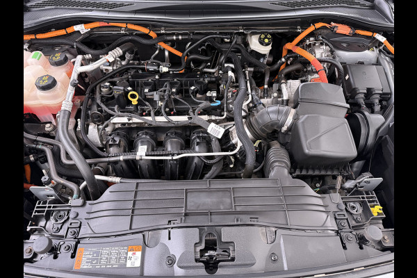 Ford Kuga 2.5 Hybrid PHEV ST-Line X Trekhaak Navi Head-Up Display Adap.Cruise Ecc Camera Stoel+Achterbankverwarming Apple Carplay Android  Privacy Glas Winterpakket Elek.Achterklep Led Virtual Cockpit Dodehoek-assistent 1.500KG Trekgewicht 1e Eigenaar Dealeronderhouden