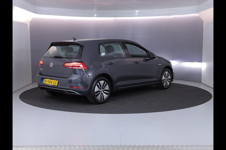Volkswagen e-Golf E-DITION 136 pk | Navigatie | Parkeersensoren | Adaptieve cruise control | LED koplampen | Apple Carplay/Android Auto |
