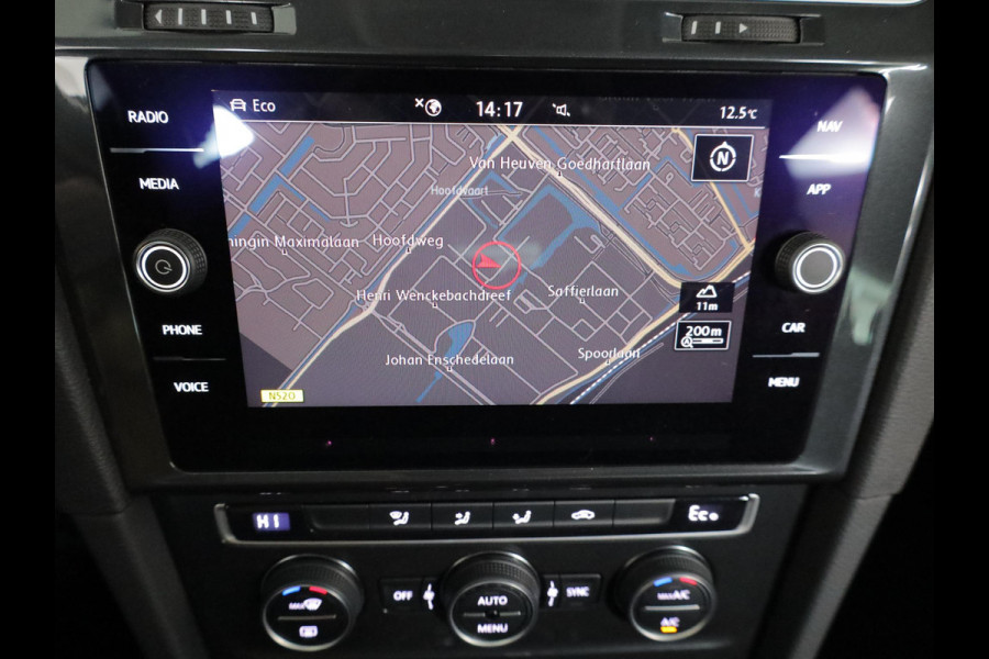 Volkswagen e-Golf E-DITION 136 pk | Navigatie | Parkeersensoren | Adaptieve cruise control | LED koplampen | Apple Carplay/Android Auto |