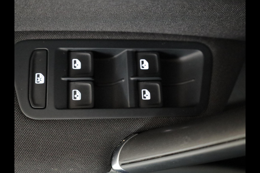 Volkswagen e-Golf E-DITION 136 pk | Navigatie | Parkeersensoren | Adaptieve cruise control | LED koplampen | Apple Carplay/Android Auto |