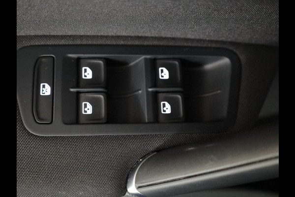 Volkswagen e-Golf E-DITION 136 pk | Navigatie | Parkeersensoren | Adaptieve cruise control | LED koplampen | Apple Carplay/Android Auto |