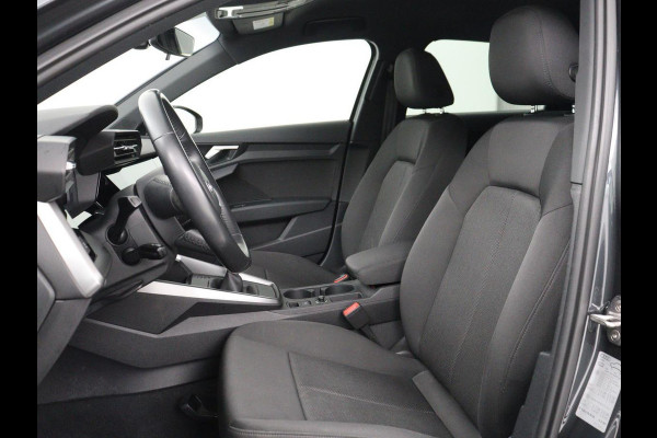 Audi A3 35 TFSI Pro Line | Carplay | Adaptive cruise | Virtual Cockpit | Navigatie | Full LED | 18'' | Climate control | Parkeerhulp | Bluetooth