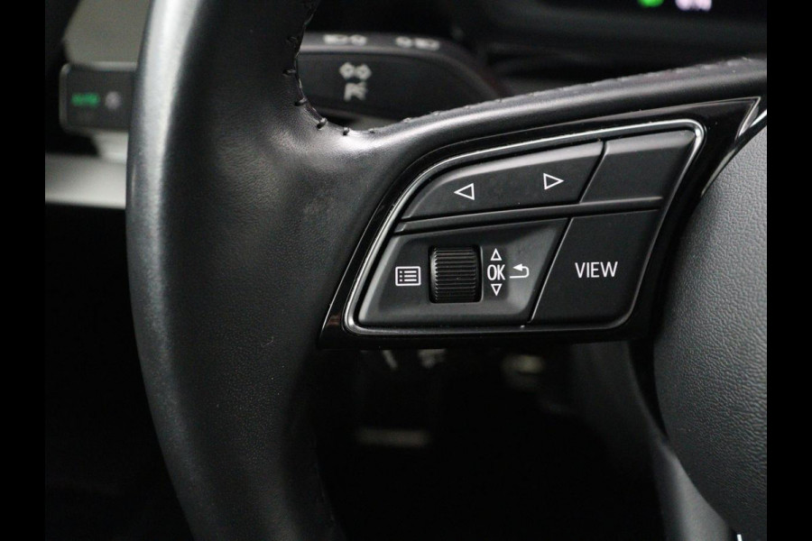 Audi A3 35 TFSI Pro Line | Carplay | Adaptive cruise | Virtual Cockpit | Navigatie | Full LED | 18'' | Climate control | Parkeerhulp | Bluetooth
