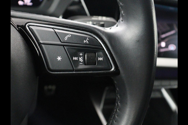 Audi A3 35 TFSI Pro Line | Carplay | Adaptive cruise | Virtual Cockpit | Navigatie | Full LED | 18'' | Climate control | Parkeerhulp | Bluetooth