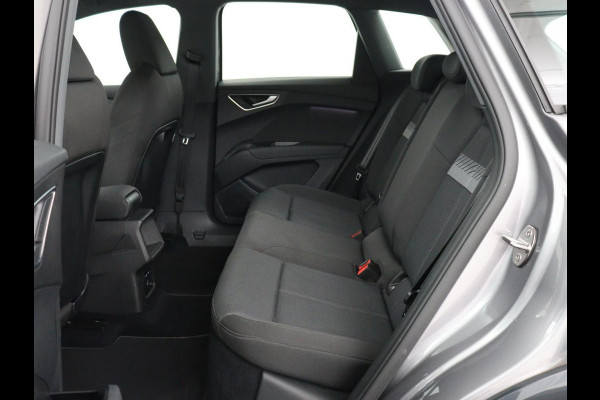 Audi Q4 e-tron 40 Launch edition Advanced Plus 77 kWh | SOH 94% | Warmtepomp | Stoelverwarming | Adaptive cruise | Camera | Carplay | Matrix LED | Virtual Cockpit | Navigatie | Parkeerhulp | Climate control