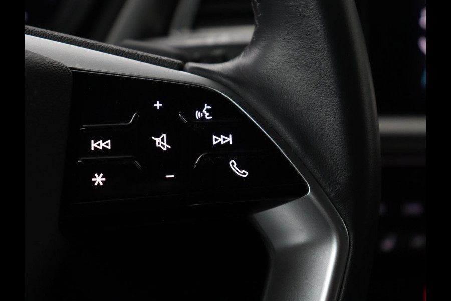 Audi Q4 e-tron 40 Launch edition Advanced Plus 77 kWh | SOH 94% | Warmtepomp | Stoelverwarming | Adaptive cruise | Camera | Carplay | Matrix LED | Virtual Cockpit | Navigatie | Parkeerhulp | Climate control