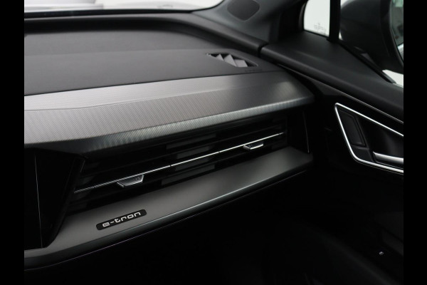 Audi Q4 e-tron 40 Launch edition Advanced Plus 77 kWh | SOH 94% | Warmtepomp | Stoelverwarming | Adaptive cruise | Camera | Carplay | Matrix LED | Virtual Cockpit | Navigatie | Parkeerhulp | Climate control