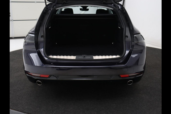 Peugeot 508 1.6 HYbrid 225 Allure | Adaptive cruise | Half leder | Carplay | Camera | Navigatie | Parkeerhulp | Full LED | Sfeerverlichting | Climate control | Bluetooth | PHEV | Plug In