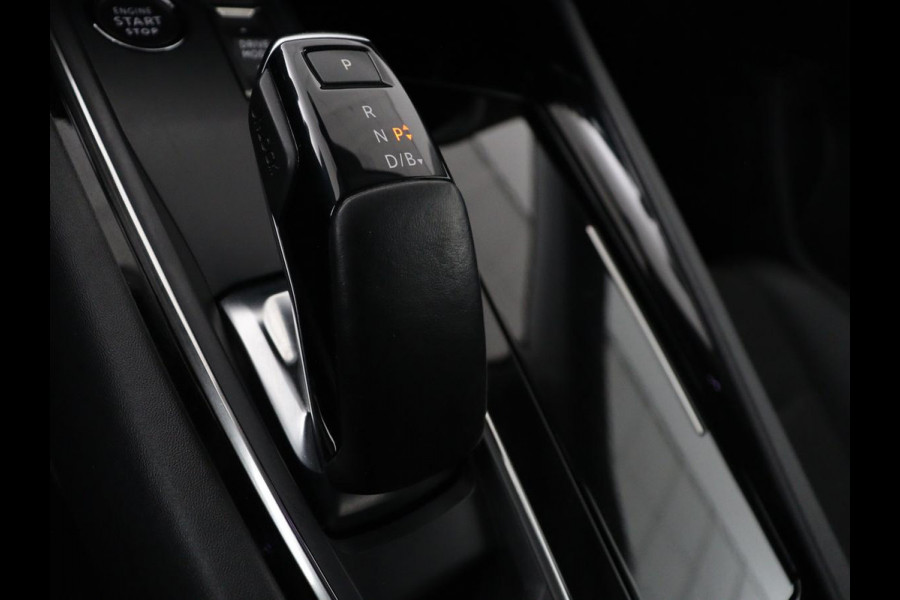 Peugeot 508 1.6 HYbrid 225 Allure | Adaptive cruise | Half leder | Carplay | Camera | Navigatie | Parkeerhulp | Full LED | Sfeerverlichting | Climate control | Bluetooth | PHEV | Plug In