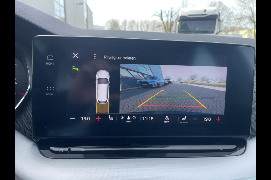 Škoda Octavia Combi 1.0 TSI Business Edition Plus / leer / camera / stoelverwarming