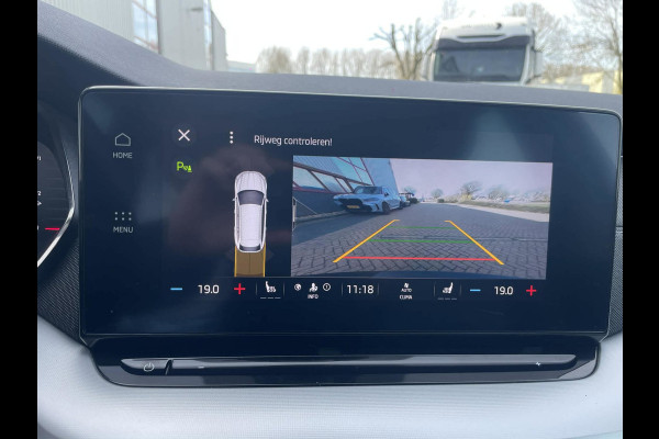 Škoda Octavia Combi 1.0 TSI Business Edition Plus / leer / camera / stoelverwarming