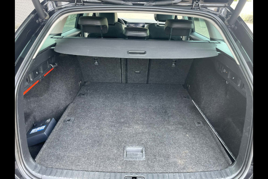 Škoda Octavia Combi 1.0 TSI Business Edition Plus / leer / camera / stoelverwarming