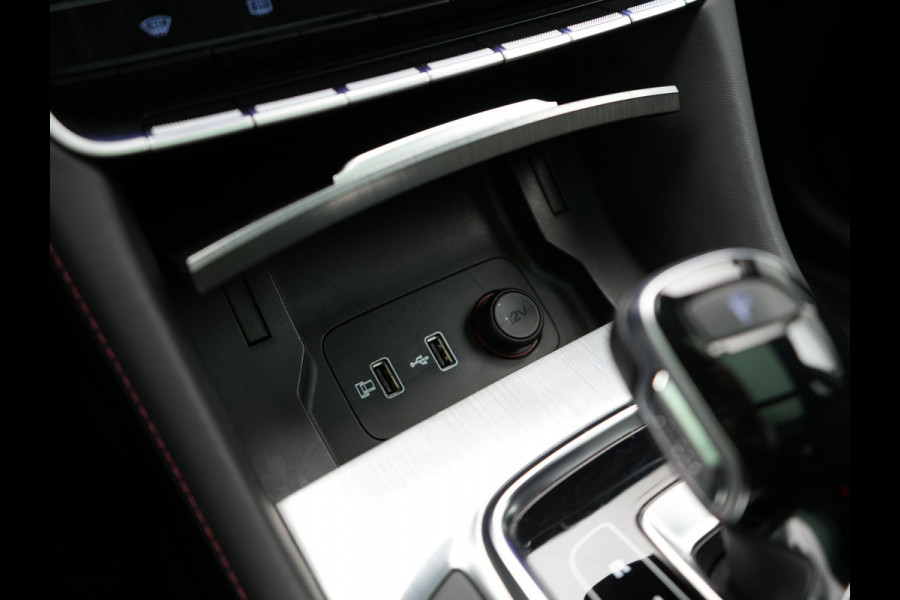 MG EHS 1.5 TGDI Luxury PHEV 258pk Dealer O.H | Panodak | Adaptive Cruise | 360 Camera | Sfeerverlichting | Lederen Sportstoelen Verwarmd | Apple Carplay | Keyless | LED Koplampen | Virtual | Navigatie | DAB | Plug In Hybrid |