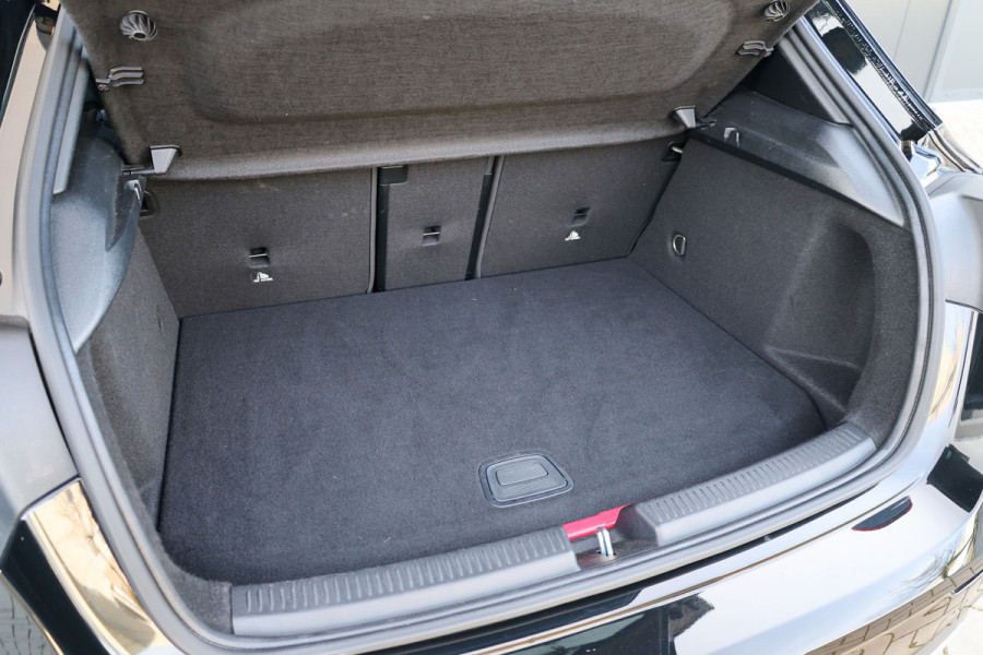 Mercedes-Benz A-Klasse 250 e Business Solution AMG Limited | NAP | PANO | 2X MEMORY | AMG | SFEER | KEYLESS