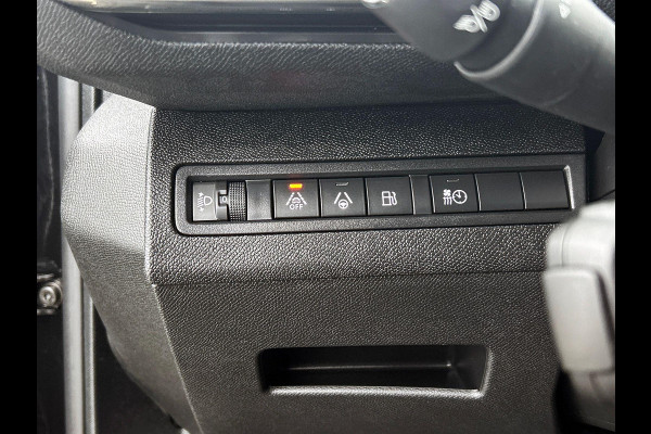 Peugeot 3008 1.6 HYbrid 225 Allure CAMERA | AD-CRUISE | NAVI & CARPLAY