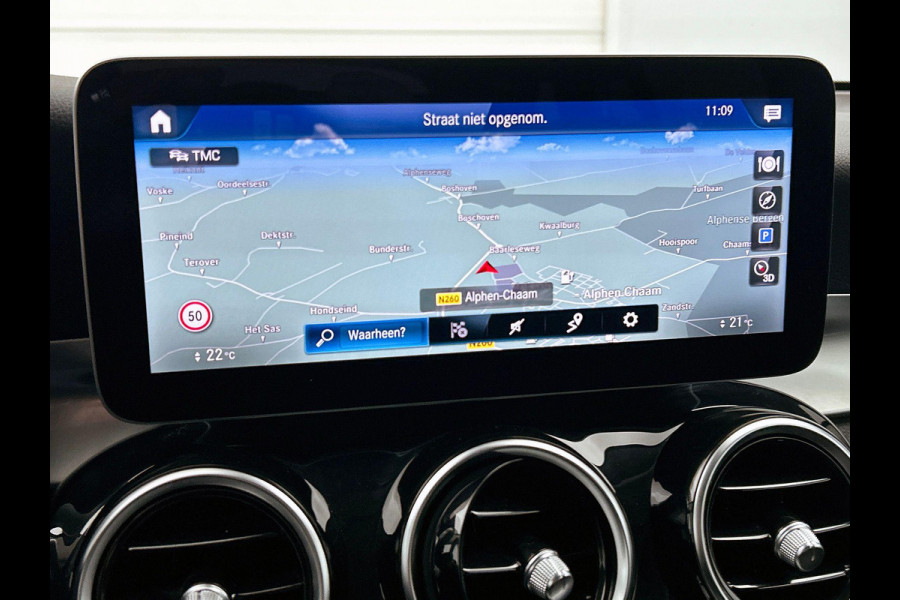 Mercedes-Benz GLC 300e 4MATIC Business Solution Luxury CAMERA | TREKHAAK | NAVI & CARPLAY
