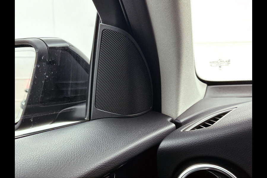 Mercedes-Benz GLC 300e 4MATIC Business Solution Luxury CAMERA | TREKHAAK | NAVI & CARPLAY