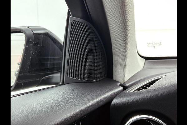 Mercedes-Benz GLC 300e 4MATIC Business Solution Luxury CAMERA | TREKHAAK | NAVI & CARPLAY