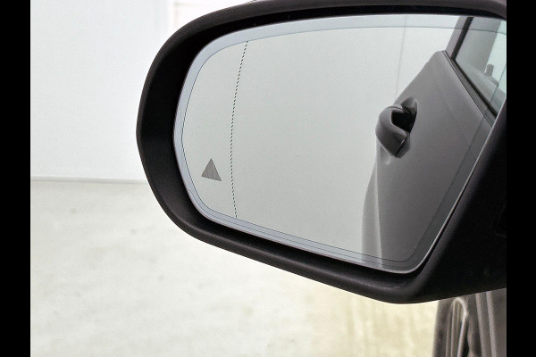 Mercedes-Benz GLC 300e 4MATIC Business Solution Luxury CAMERA | TREKHAAK | NAVI & CARPLAY