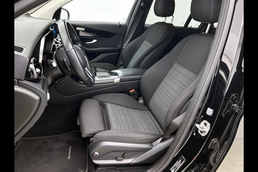 Mercedes-Benz GLC 300e 4MATIC Business Solution Luxury CAMERA | TREKHAAK | NAVI & CARPLAY