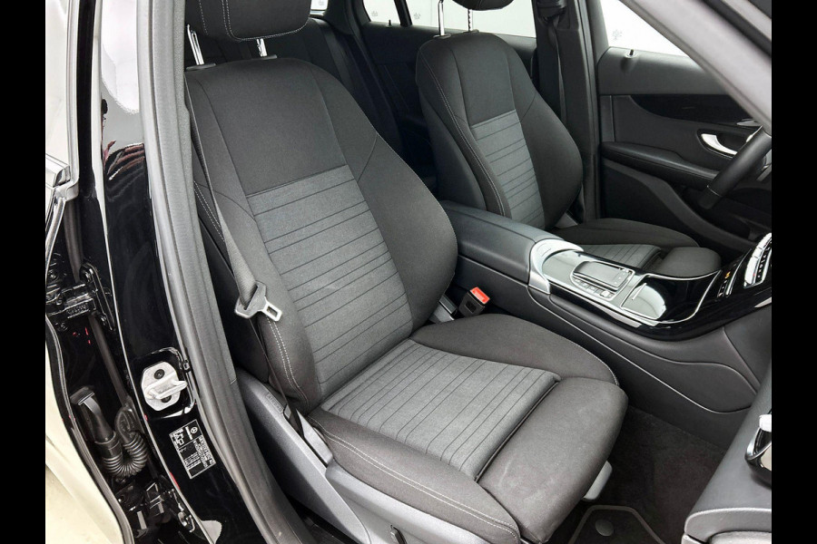 Mercedes-Benz GLC 300e 4MATIC Business Solution Luxury CAMERA | TREKHAAK | NAVI & CARPLAY