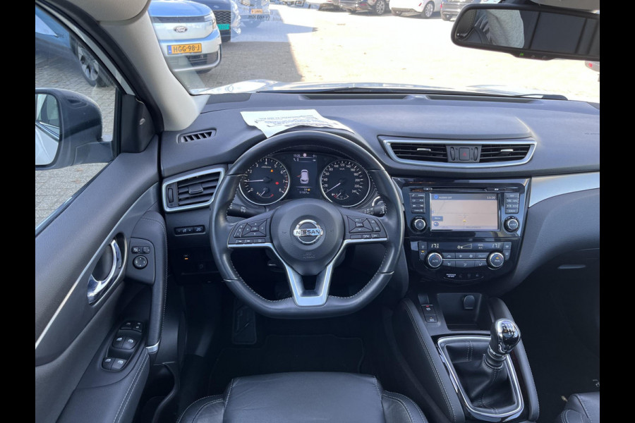 Nissan QASHQAI 1.2 Tekna 115pk | Panoramadak | Trekhaak | Navigatie