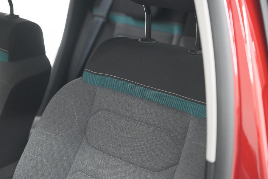 Citroën C3 PureTech 82 Shine | Camera | Navigatie | Apple Carplay | Parkeersensoren