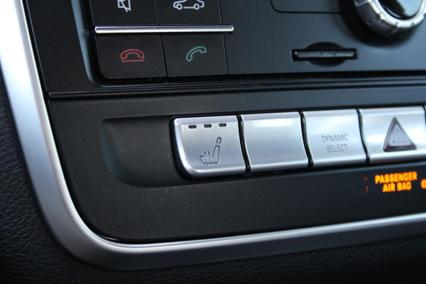 Mercedes-Benz GLA 180 Business | Afneembare Trekhaak | AMG Line Velgen | Stoelverwarming | Sportstoelen Alcantara | Camera |