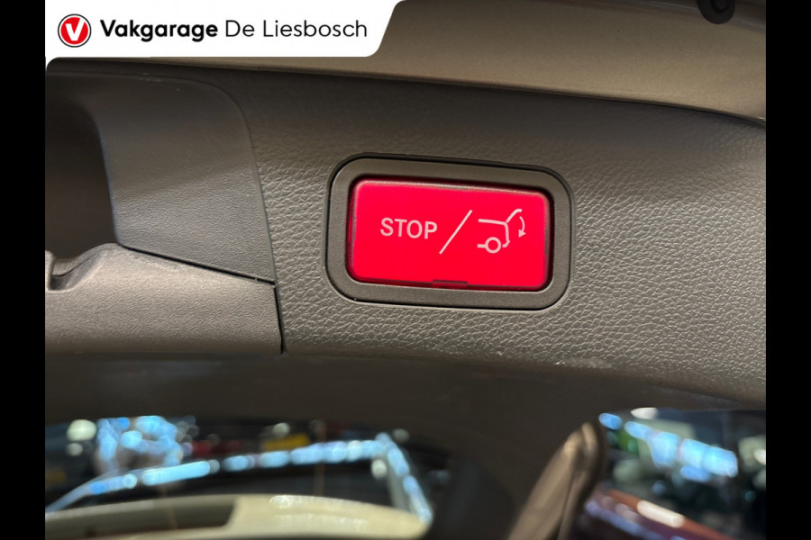 Mercedes-Benz C-Klasse Estate 180 Business Solution AMG,pano,trekhaak,leer,stoelverw,camera