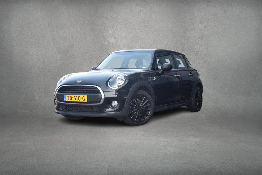 MINI Mini 1.5 One | Airco | 17" jcw velgen | Navi | Dakspoiler |