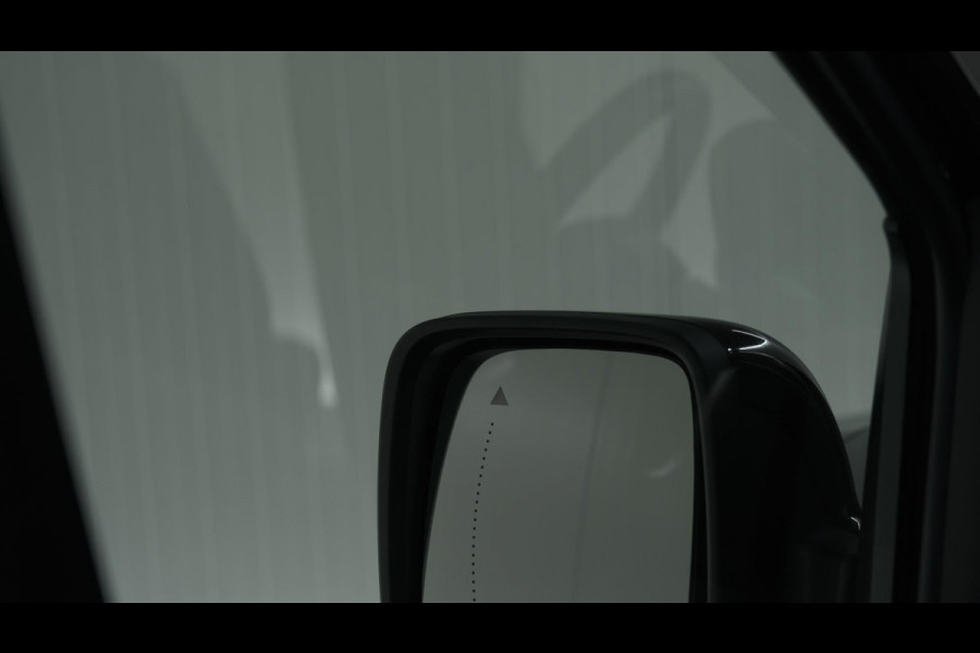 Renault Trafic 2.0 Blue dCi EDC 170 T29 L2H1 Extra DC | 6 Zitplaatsen | Camera | Navigatie | Climate Control | Dubbele Cabine