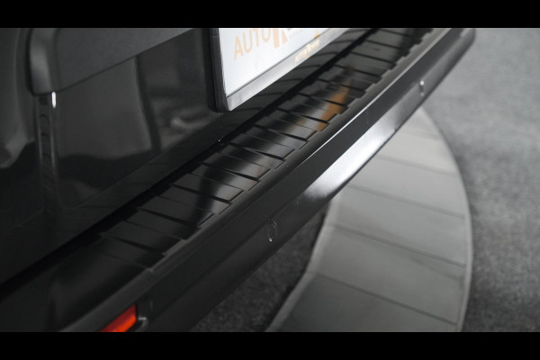 Renault Trafic 2.0 Blue dCi EDC 170 T29 L2H1 Extra DC | 6 Zitplaatsen | Camera | Navigatie | Climate Control | Dubbele Cabine