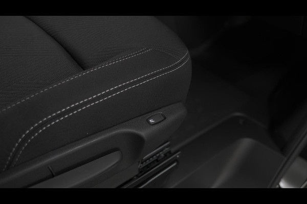 Renault Trafic 2.0 Blue dCi EDC 170 T29 L2H1 Extra DC | 6 Zitplaatsen | Camera | Navigatie | Climate Control | Dubbele Cabine