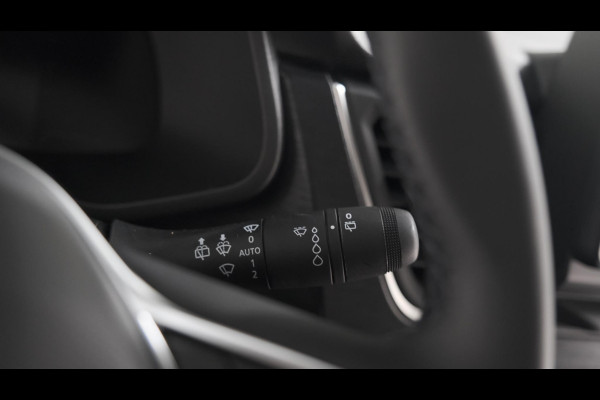 Renault Trafic 2.0 Blue dCi EDC 170 T29 L2H1 Extra DC | 6 Zitplaatsen | Camera | Navigatie | Climate Control | Dubbele Cabine