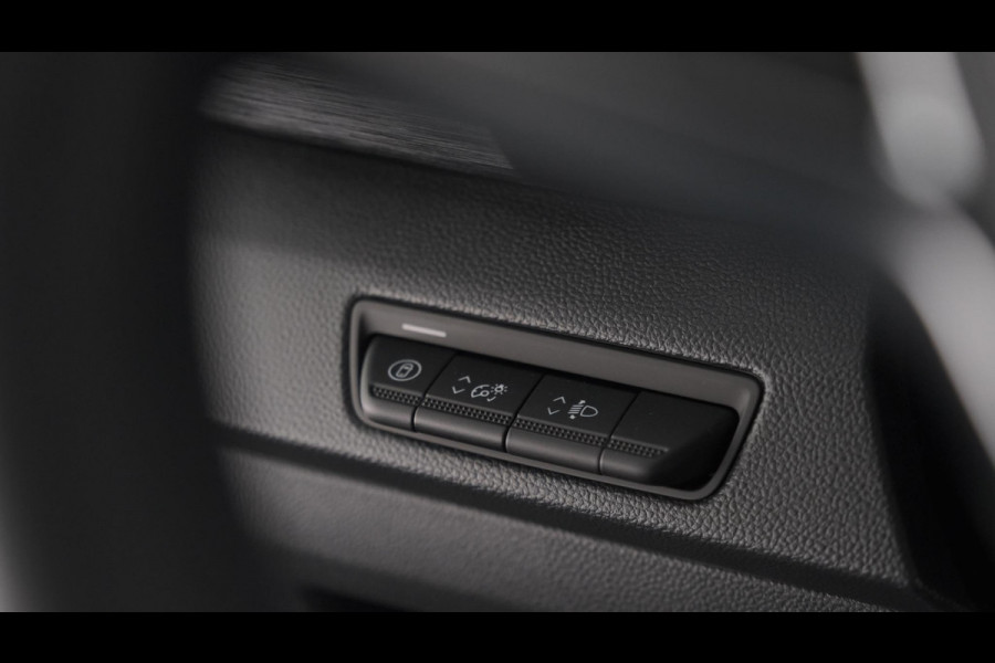 Renault Trafic 2.0 Blue dCi EDC 170 T29 L2H1 Extra DC | 6 Zitplaatsen | Camera | Navigatie | Climate Control | Dubbele Cabine