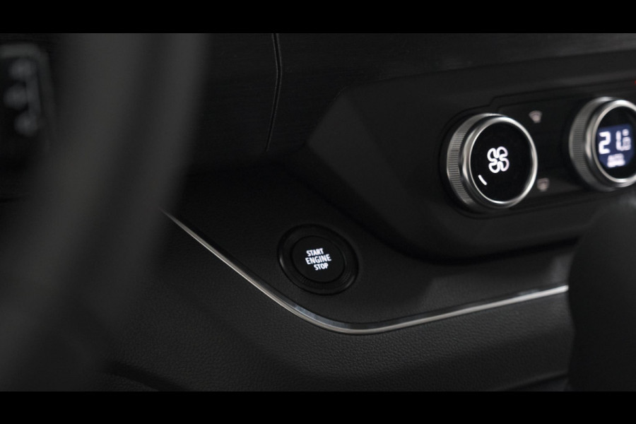 Renault Trafic 2.0 Blue dCi EDC 170 T29 L2H1 Extra DC | 6 Zitplaatsen | Camera | Navigatie | Climate Control | Dubbele Cabine