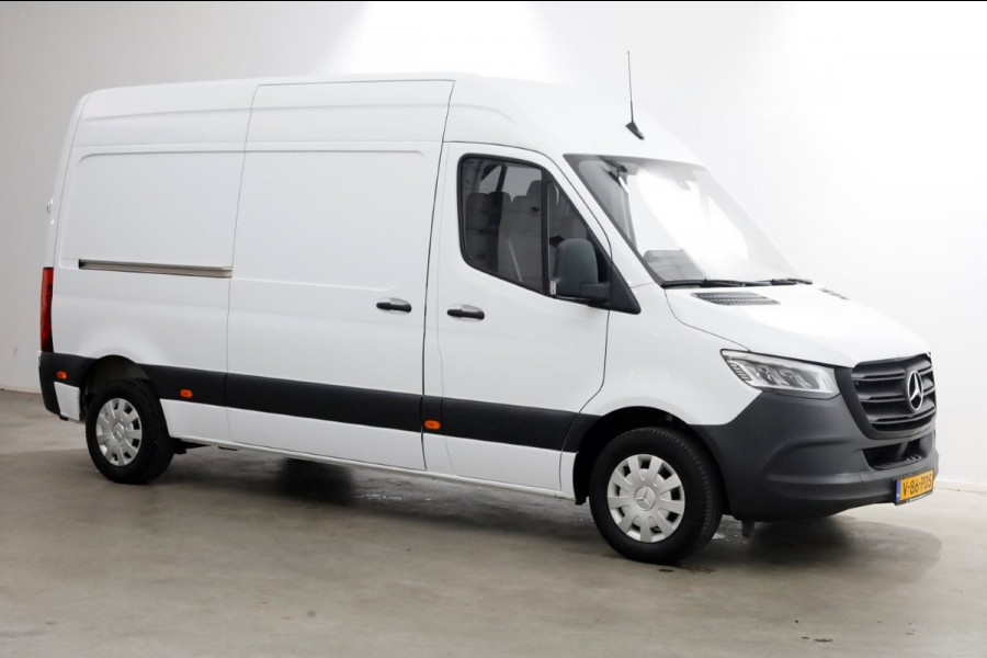 Mercedes-Benz Sprinter 315 CDI 150pk L2H2 LED/Navi/Camera 03-2022