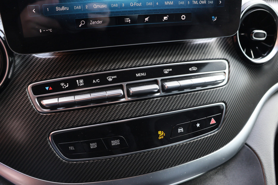 Mercedes-Benz V-Klasse 220d Lang DC | AMG | 360 Camera | CarPlay | Bi-Xenon | Lederen bekleding | Facelift model | Navigatie | 19'' AMG Velgen | Stoelverwarming | Kenwood Sound | DAB | Elek achterklep | Carbon afwerking | Sportonderstel | Dubbel cabine | Dealer onderhouden