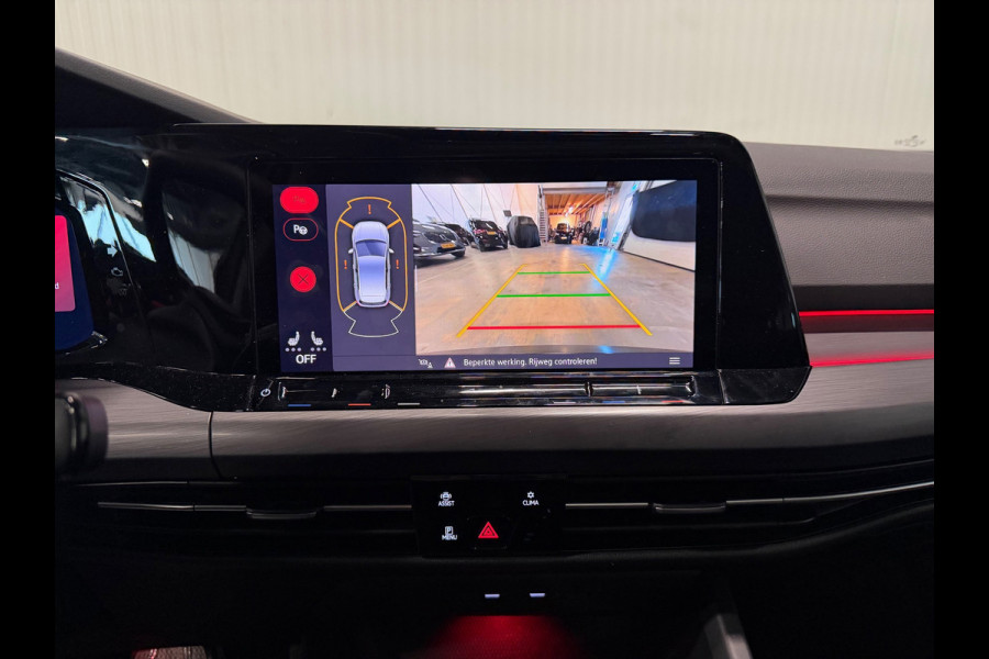 Volkswagen Golf 2.0 TDI | PANO | TREKHAAK | CAMERA | MEMORY SEATS | CARPLAY | IQ DRIVE